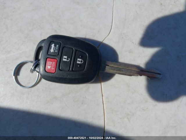 5YFBURHE5FP213543 Toyota Corolla S