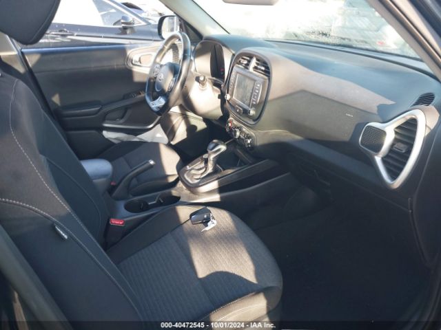 KNDJ63AU1L7057762 KIA Soul Gt-line