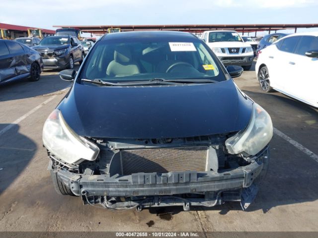 KNAFK4A68E5162903 KIA FORTE LX