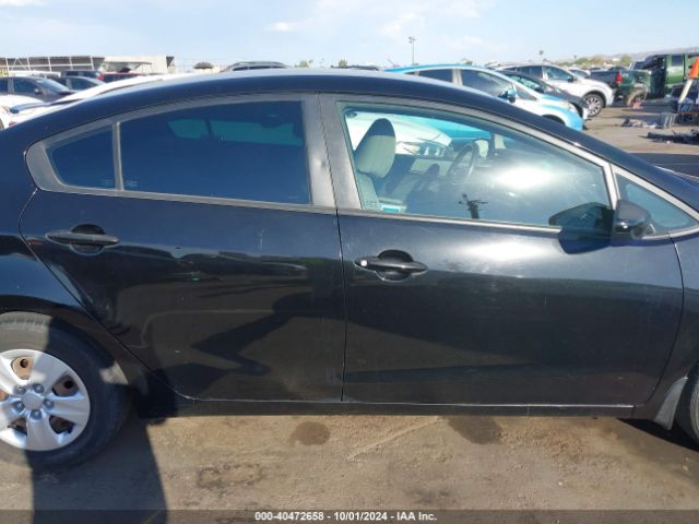 KNAFK4A68E5162903 KIA FORTE LX