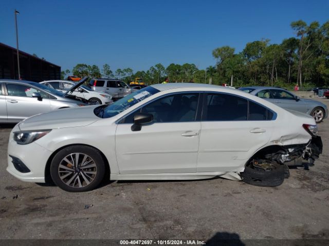 4S3BNAB6XK3009629 Subaru Legacy 2.5i