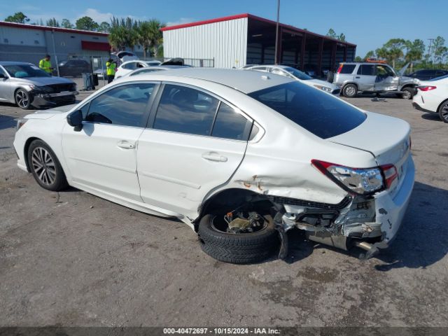 4S3BNAB6XK3009629 Subaru Legacy 2.5i