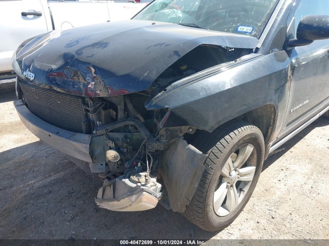 1C4NJDEB8FD408915 Jeep Compass Latitude