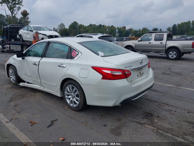Nissan Altima 2.5 S 2017 1N4AL3AP5HN307385 Image 3