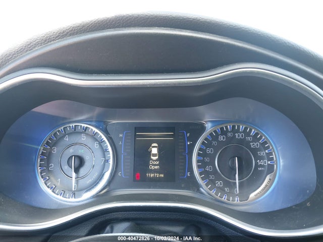 Chrysler 200 Limited 2015 1C3CCCAB0FN708481 Image 7