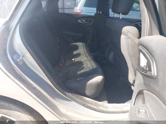 Chrysler 200 Limited 2015 1C3CCCAB0FN708481 Image 8