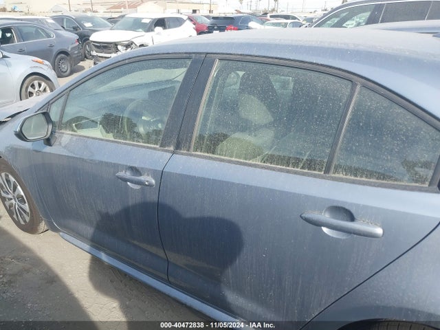 Toyota Corolla Hybrid Le 2022 JTDEAMDE1NJ051248 Image 14