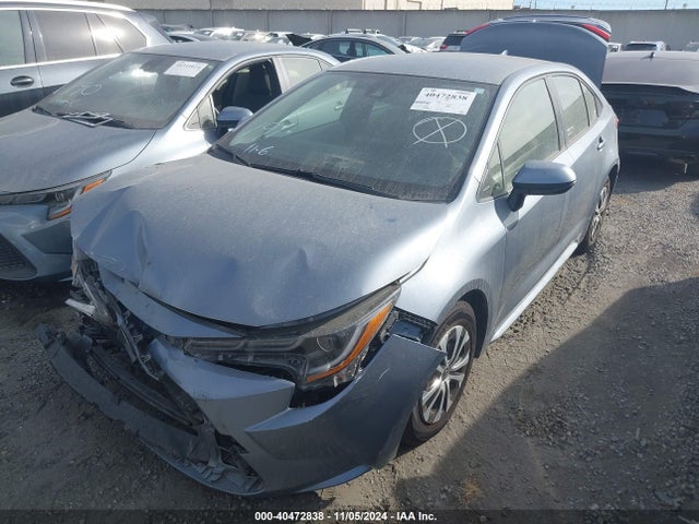 Toyota Corolla Hybrid Le 2022 JTDEAMDE1NJ051248 Image 2