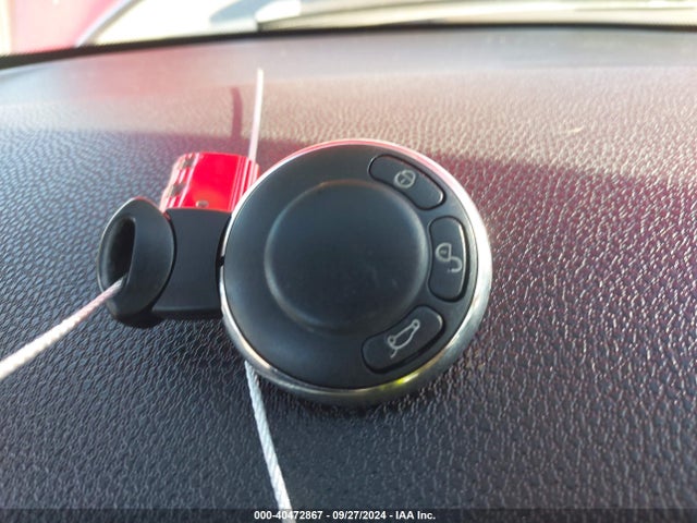 2011 MINI COOPER CLUBMAN WMWZF3C57BT188271 Photo 10