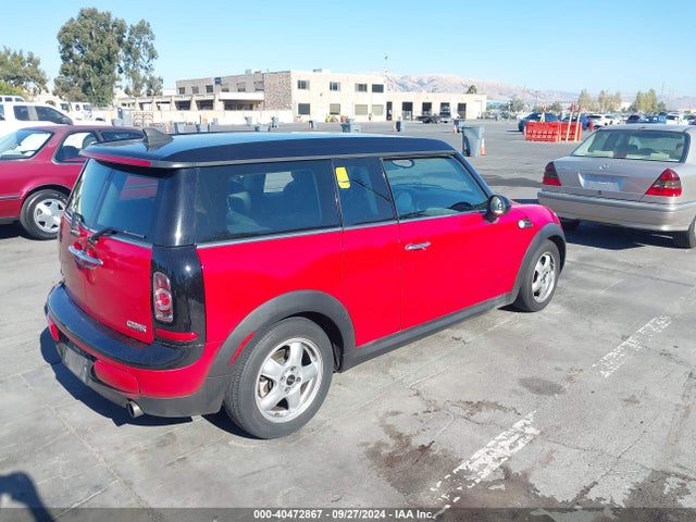 2011 MINI COOPER CLUBMAN WMWZF3C57BT188271 Photo 3