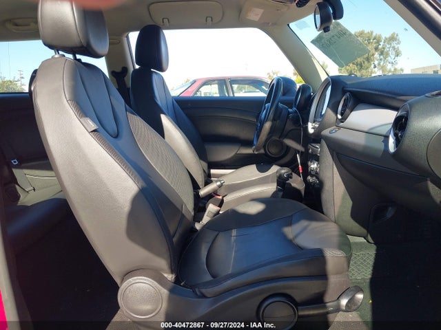 2011 MINI COOPER CLUBMAN WMWZF3C57BT188271 Photo 4