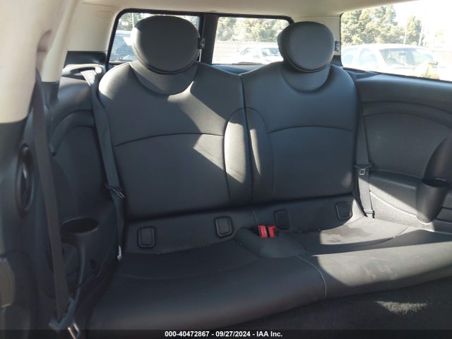 2011 MINI COOPER CLUBMAN WMWZF3C57BT188271 Photo 7