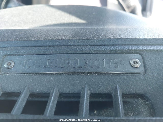 1C4AJWAG9GL300175 Jeep Wrangler Willys Wheeler