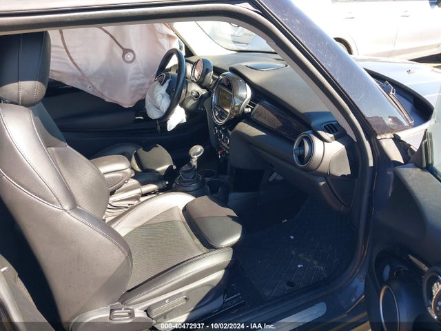 2015 MINI HARDTOP WMWXP7C52F2A41334 Photo 4