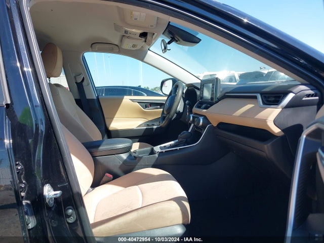 2T3P1RFVXMC233101 Toyota Rav4 Xle