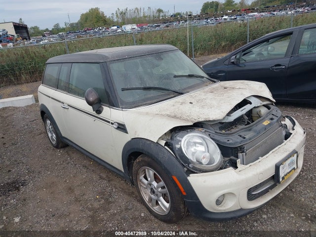 2013 MINI CLUBMAN WMWZF3C55DT490189 Photo 0