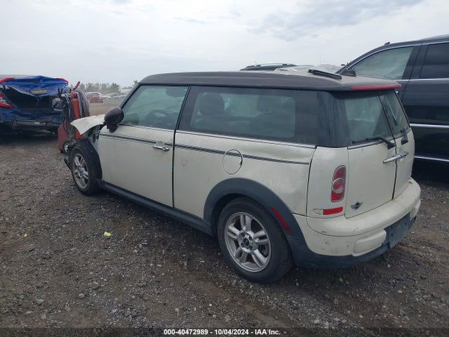 2013 MINI CLUBMAN WMWZF3C55DT490189 Photo 2