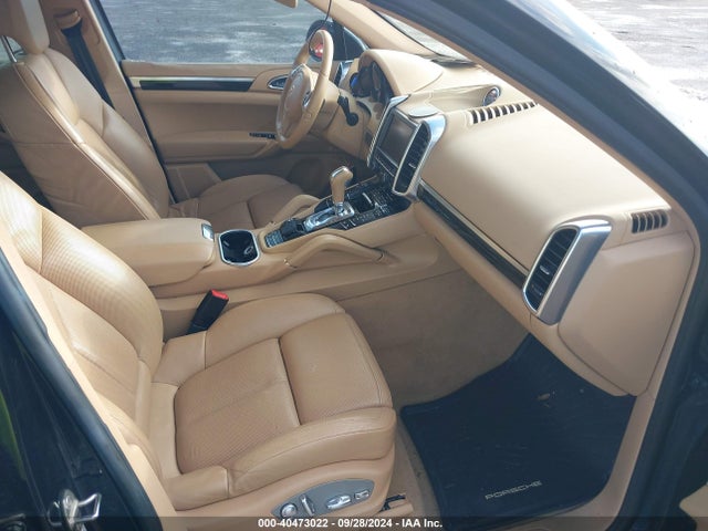 2013 PORSCHE CAYENNE WP1AA2A27DLA02733 Photo 4