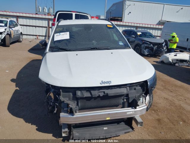 3C4NJDBN9RT117322 Jeep Compass Latitude 4x4