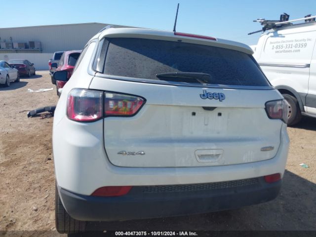 3C4NJDBN9RT117322 Jeep Compass Latitude 4x4