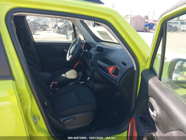 ZACCJBAB8JPJ08915 Jeep Renegade Upland Edition 4x4