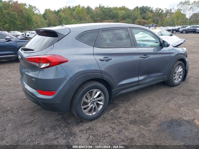 Hyundai TUCSON SE 2018 KM8J2CA47JU755685 Image 4
