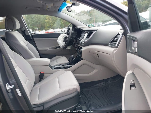 Hyundai TUCSON SE 2018 KM8J2CA47JU755685 Image 5