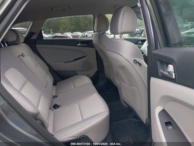 Hyundai TUCSON SE 2018 KM8J2CA47JU755685 Image 8