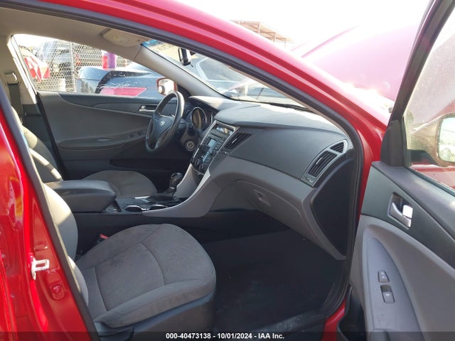 5NPEB4AC0EH854819 Hyundai SONATA GLS