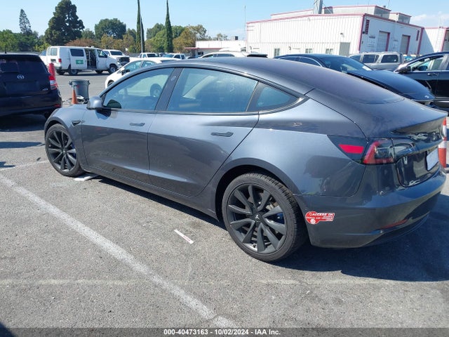 2017 TESLA MODEL 3 5YJ3E1EAXHF002423 Photo 2