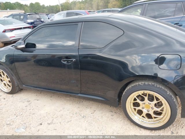 JTKJF5C70FJ011858 Scion TC