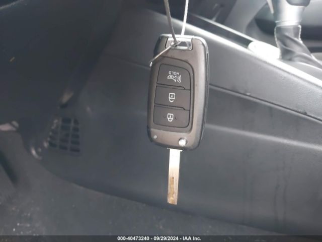 KMHRB8A34MU125697 Hyundai Venue Se