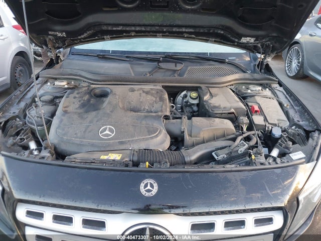 WDCTG4EB0JJ519422 Mercedes-Benz GLA 250