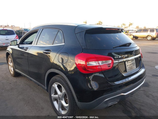 WDCTG4EB0JJ519422 Mercedes-Benz GLA 250