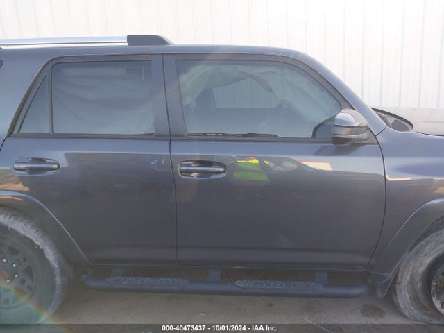 Toyota 4RUNNER SR5 2021 JTEEU5JR6M5239318 Image 12