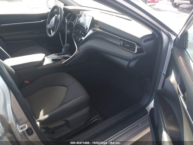 Toyota CAMRY LE 2021 4T1C11AK1MU438391 Image 5