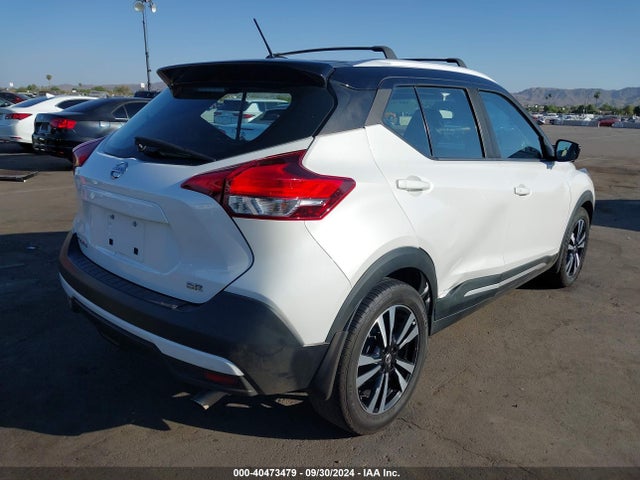 Nissan KICKS SR 2018 3N1CP5CU3JL502903 Image 4