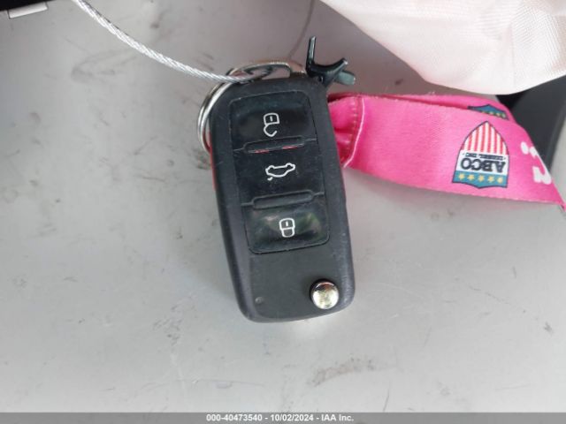 3VWFD7AT0KM705684 Volkswagen Beetle 2.0t Final Edition Se/2.0t Final Edition Sel/2.0t S