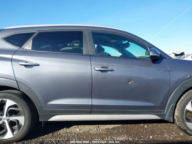 KM8J3CAL7JU775648 Hyundai Tucson Sport