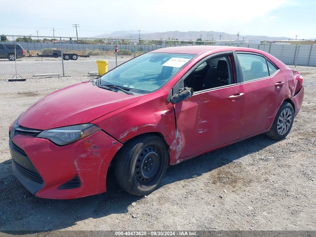 Toyota COROLLA LE 2017 2T1BURHE8HC928822 Image 2