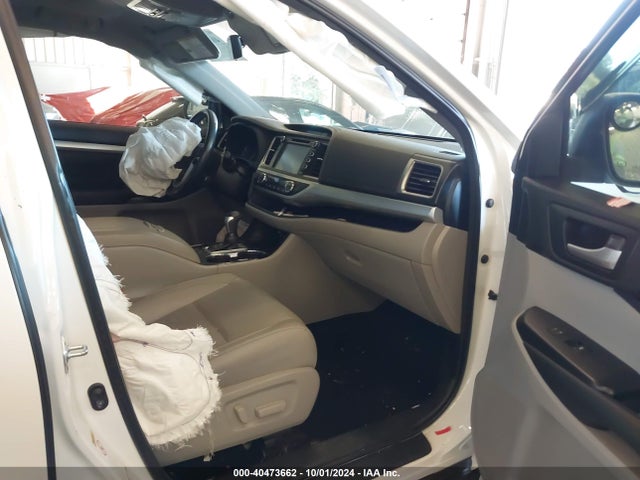 Toyota Highlander Xle 2018 5TDJZRFH2JS837066 Image 5