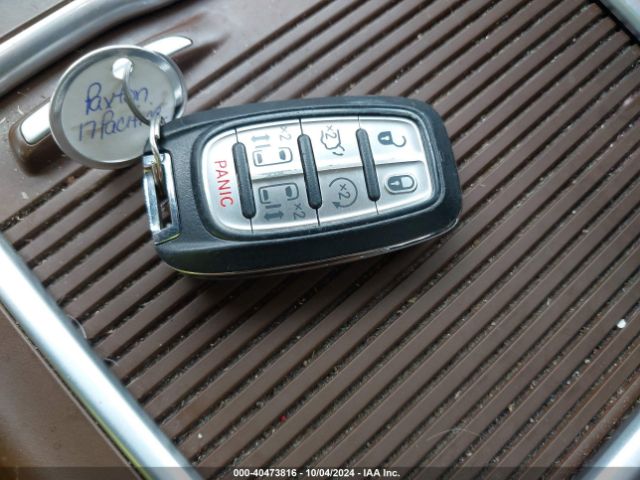 2C4RC1GG8HR635718 Chrysler Pacifica Limited