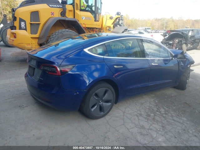2019 TESLA MODEL 3 5YJ3E1EB3KF535021 Photo 3