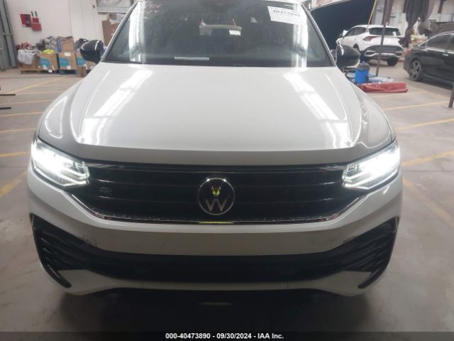 3VV8B7AX7PM126916 Volkswagen Tiguan 2.0t Se R-line Black