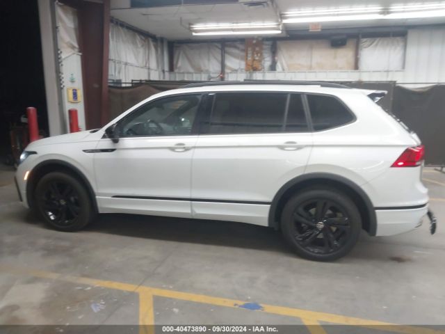 3VV8B7AX7PM126916 Volkswagen Tiguan 2.0t Se R-line Black