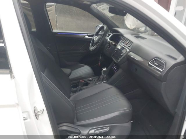 3VV8B7AX7PM126916 Volkswagen Tiguan 2.0t Se R-line Black