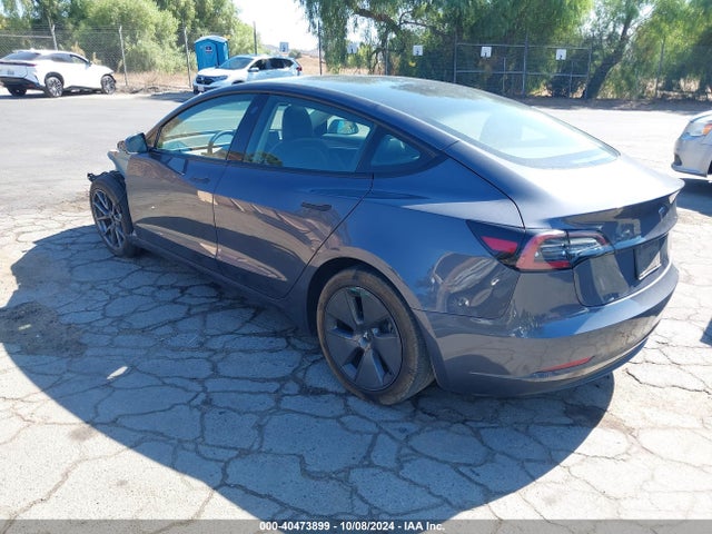 2023 TESLA MODEL 3 5YJ3E1EA1PF457479 Photo 2