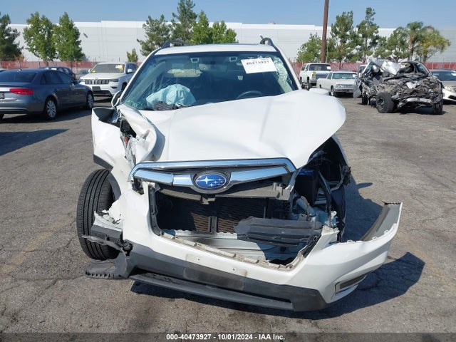 JF2SKAUC4KH507356 Subaru Forester Limited