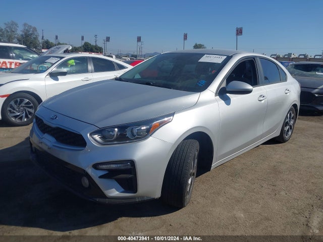 KIA Forte Lxs 2019 3KPF24AD7KE083885 Image 2