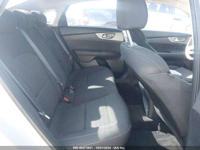 KIA Forte Lxs 2019 3KPF24AD7KE083885 Image 8
